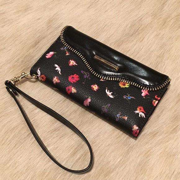 Rebecca Minkoff Handbags - Rebecca Minkoff iPhone case and wallet wristlet
